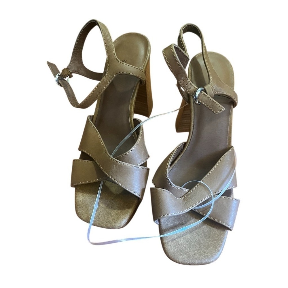 Zappos Womens‎ Strappy Block Heel Sandals Beige Ankle Strap Square Toe 6.5